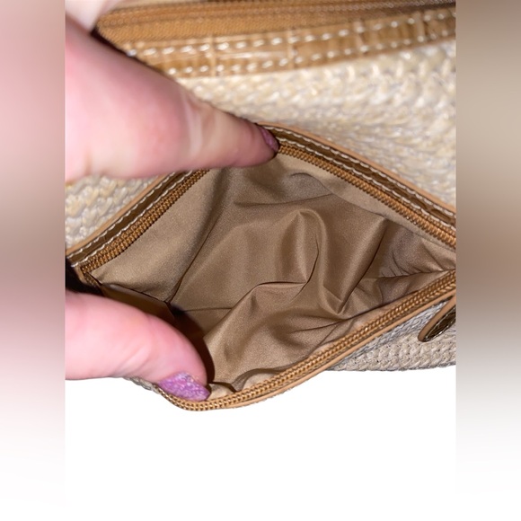 GIANI BERNINI NWT BOHO SHOULDERBAG W/WOVEN STRAW - Picture 5 of 5